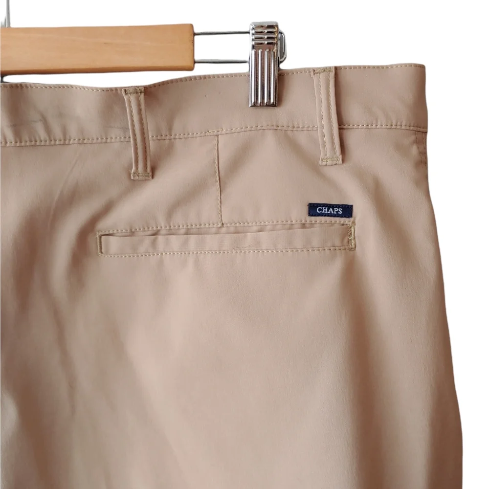 Chaps Stretch Tan Shorts Size 42